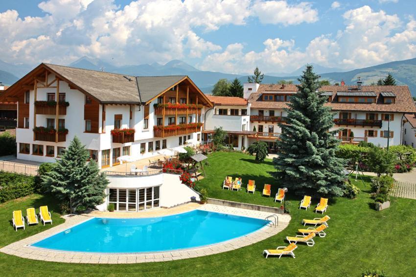 Hotel Langhof Natz-Schabs Exteriör bild